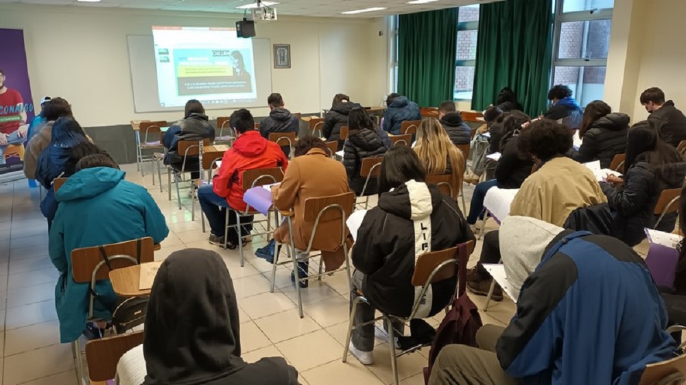 Instituto Santo Tomás Chillán invita a estudiantes a realizar ensayo de la PAES