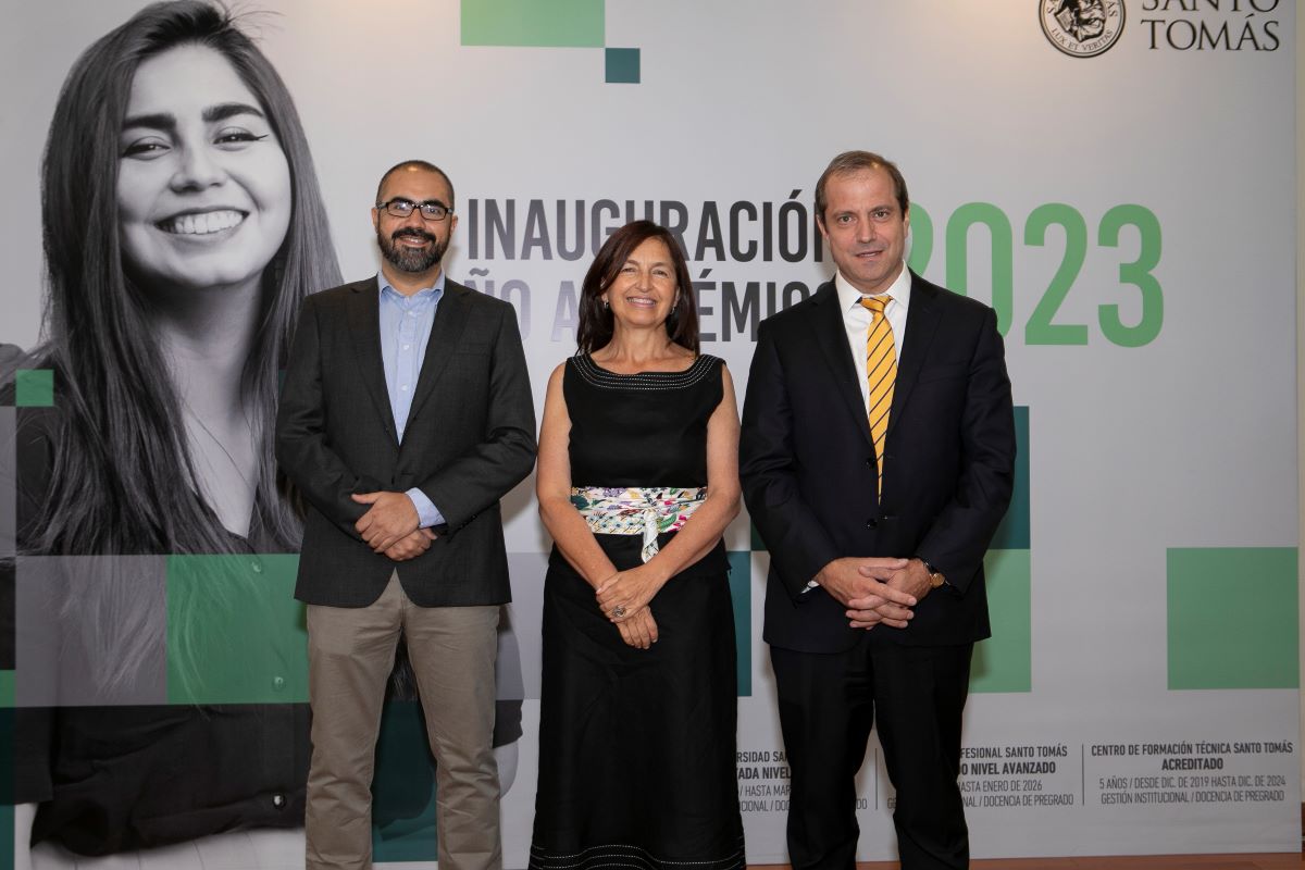 Santo Tomás inaugura año académico 2023 con la presencia del Subsecretario de Educación Superior y clase magistral de experta en tecnología educativa