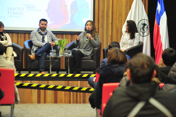 Santiago Centro abordó temas de género en el mundo de la logística