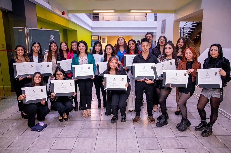 Ceremonia de Titulación de Bachillerato en Ciencias y Biotecnología: "Al graduarnos nos convertimos en embajadores de los valores de Santo Tomás"