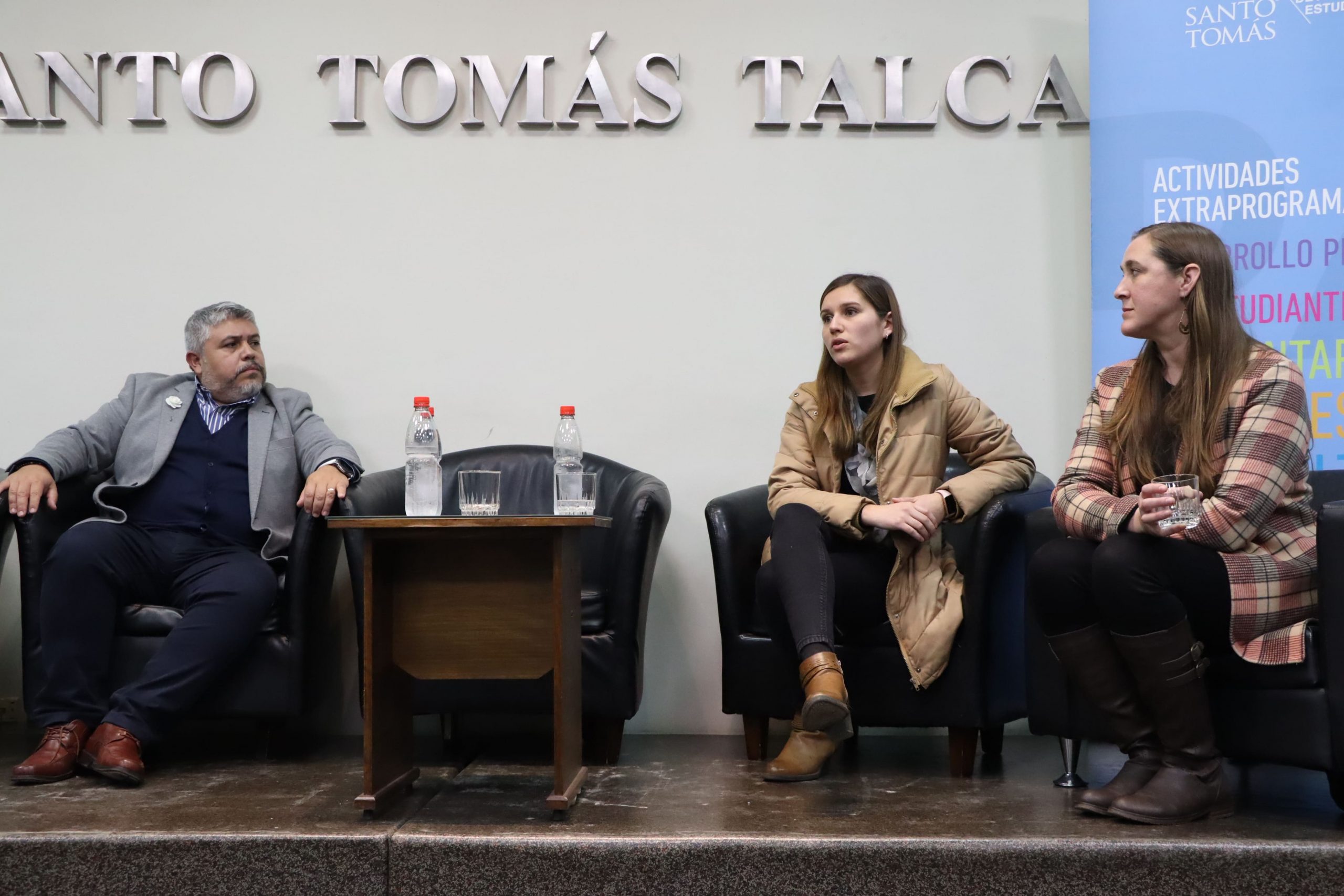 Conversatorio de Santo Tomás Talca impulsó la inclusión de estudiantes en situación discapacidad