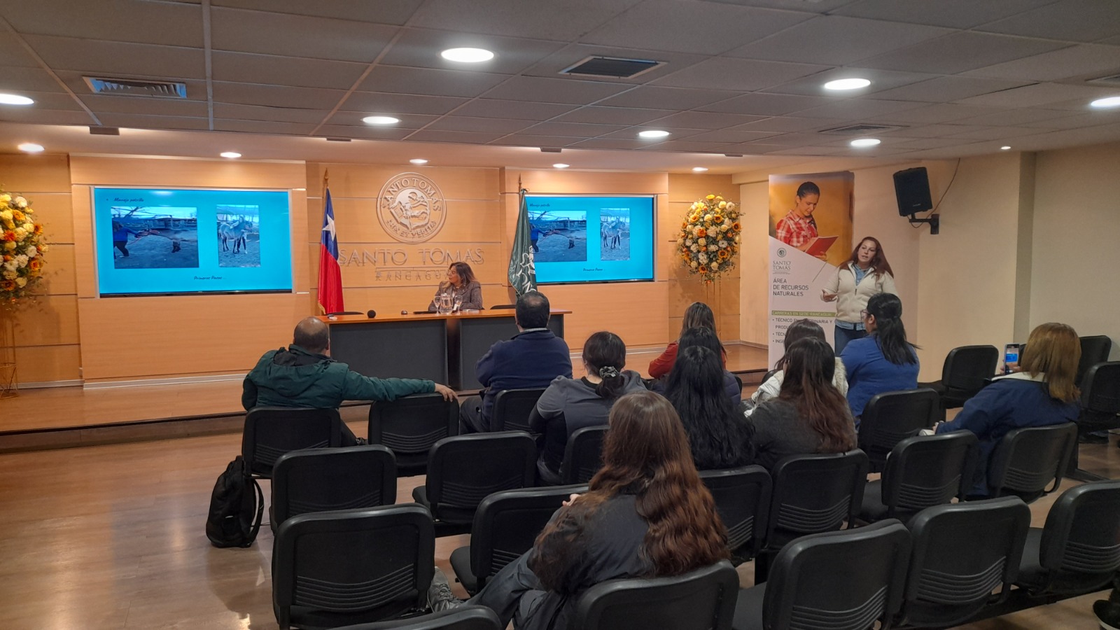 Egresados de Técnico en Veterinaria conocieron la experiencia de trabajar en Medicina Equina