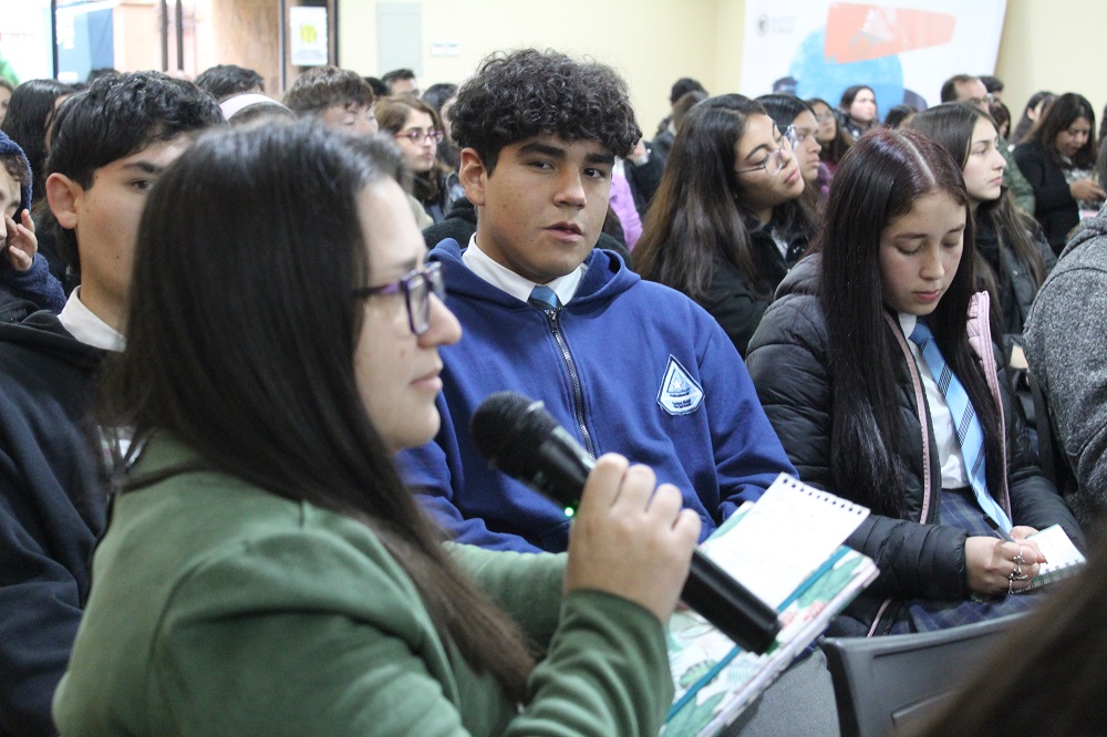 Conocimientos sobre el beneficio de estudiar con gratuidad llegó a más de 40 establecimientos de enseñanza media en Ñuble