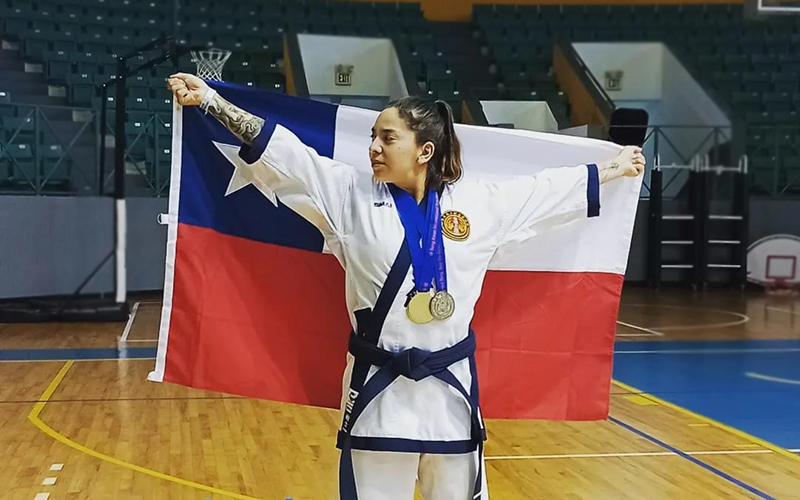 Estudiante de Kinesiología gana tres medallas en Campeonato Mundial de Tang Soo Do en Puerto Rico