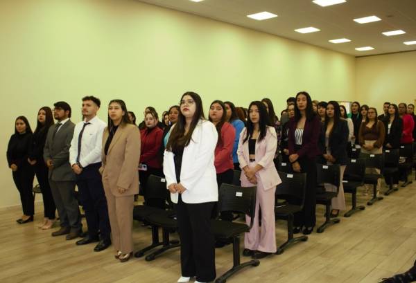 Egresados de las carreras del área de Salud y de Ingeniería de Santo Tomás Copiapó recibieron sus títulos