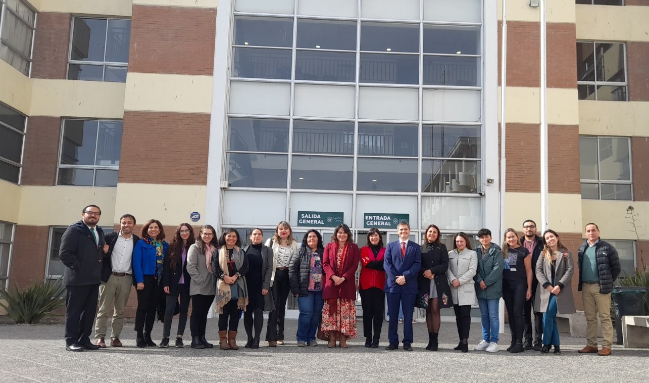 Santo Tomás presenta Política de Género y dos proyectos FDI ante mesa regional en La Serena