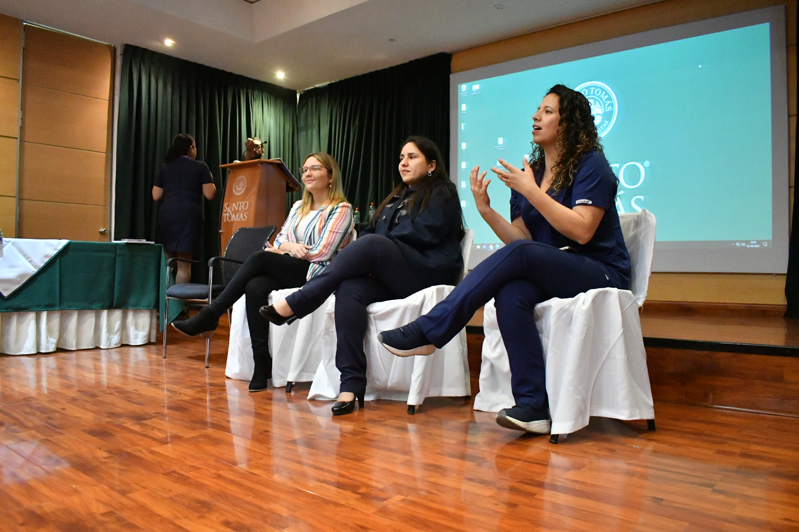 Más de 100 estudiantes participaron en Jornada “Actualización Lactancia Materna” en Universidad Santo Tomás Iquique