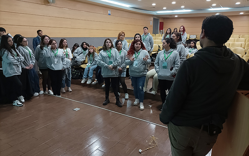 Estudiantes de sede Viña del Mar se reúnen para aprender, compartir experiencias y potenciar sus habilidades en la Escuela de Líderes