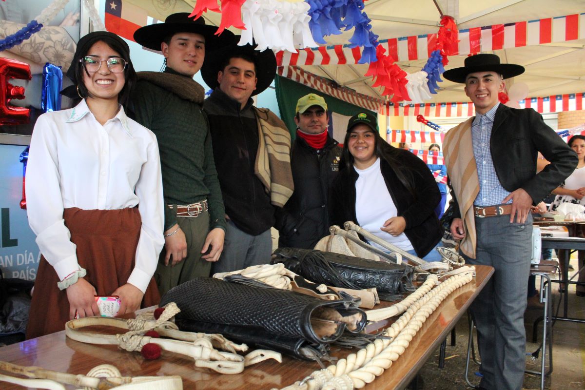 Santo Tomás celebra las Fiestas Patrias con diversas actividades en sus sedes