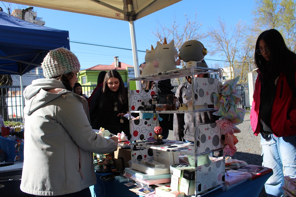 Feria de la empleabilidad y el emprendimiento Santo Tomás se transformó en una vitrina de oportunidades