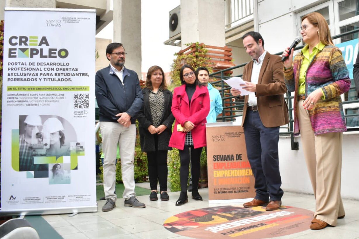 Santo Tomás Sede Iquique realizó 3era versión de Feria Laboral y Emprendimiento