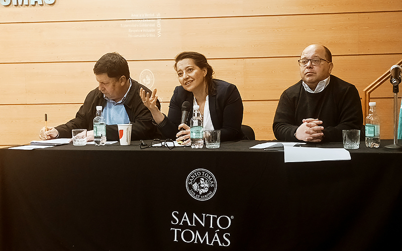 Dirección de Formación e Identidad de Santo Tomás Viña del Mar recibe a pares de UST Santiago en conversatorio sobre Tema Sello 2023