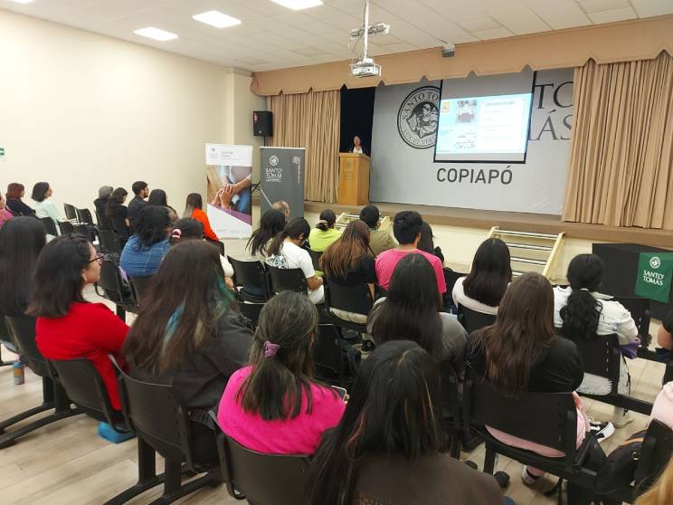 Área de Ciencias Sociales de Santo Tomás Copiapó conmemoró Día del Trabajador Social