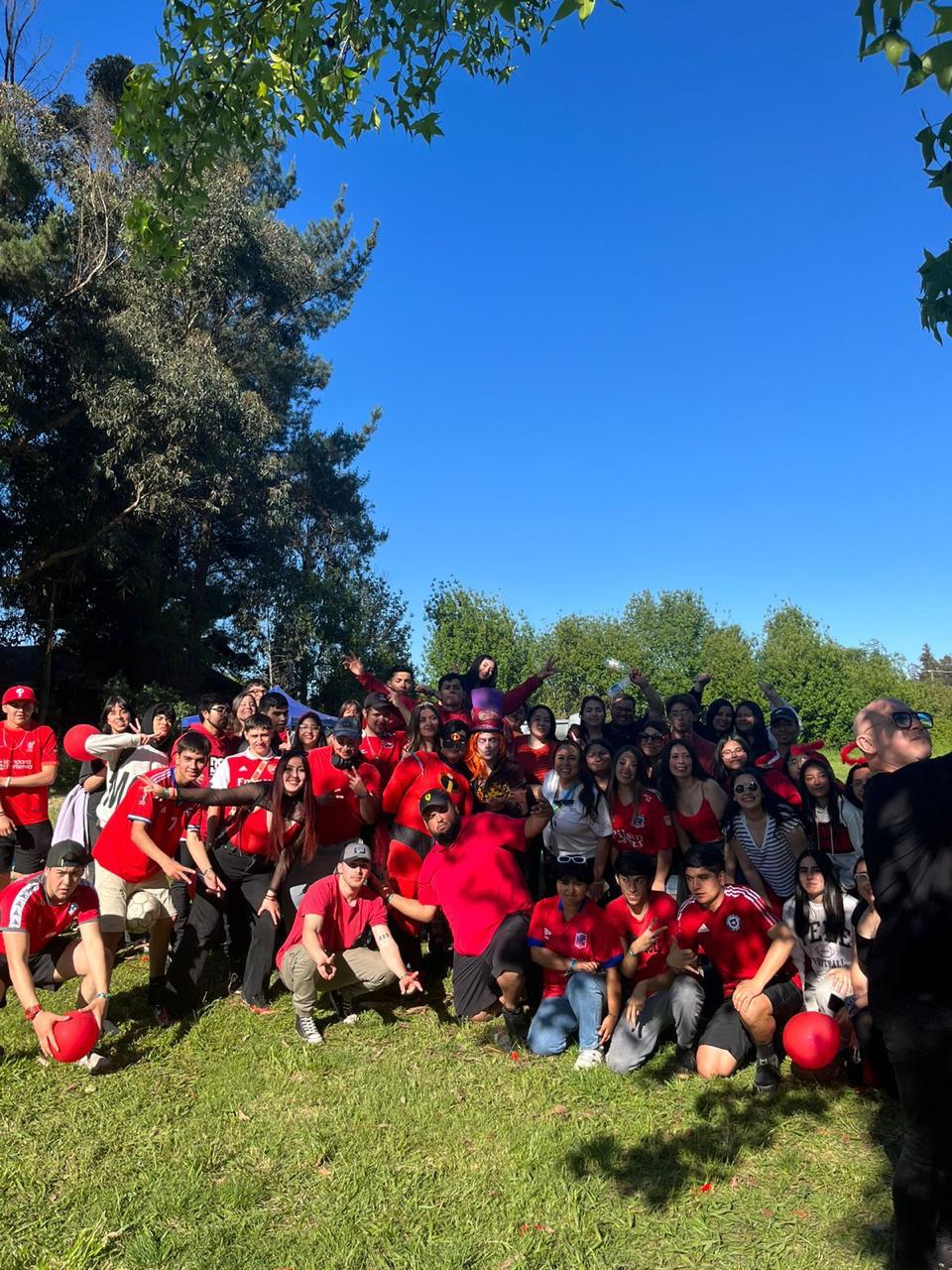 DAE CELEBRA ANIVERSARIO SANTO TOMÁS LOS ÁNGELES CON ESTUDIANTES DIURNOS Y VESPERTINOS