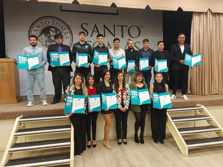 Estudiantes de la carrera de Preparador Físico recibieron sus certificaciones intermedias