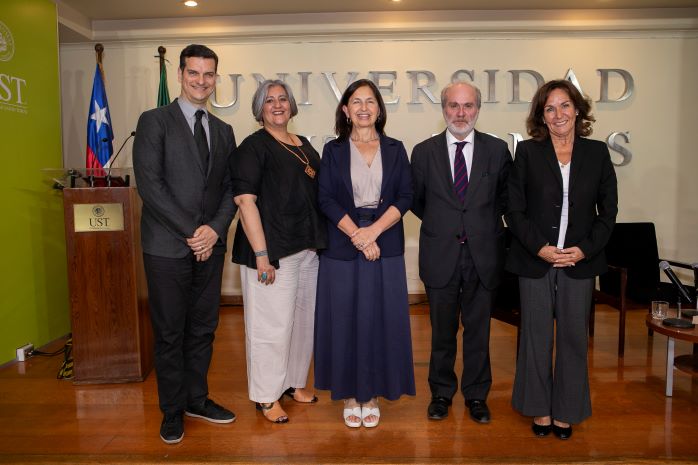 Alta convocatoria alcanza diálogos abiertos: “Conversemos la propuesta constitucional en Santo Tomás”