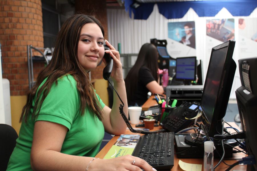 Estudiante del Santo Tomás distinguida con el premio “15 Mujeres de la Construcción en Ñuble