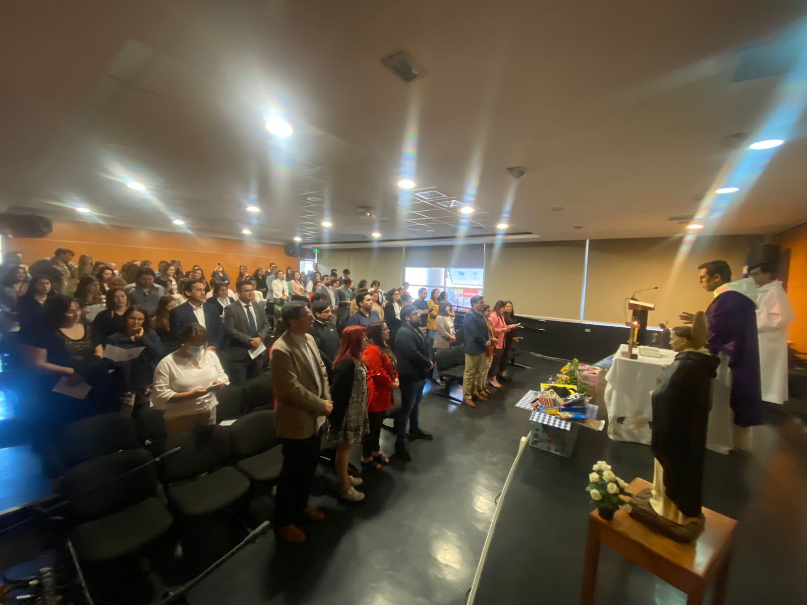 CON EMOTIVO ENCUENTRO NAVIDEÑO SANTO TOMÁS LOS ÁNGELES RETOMA SUS TRADICIONES