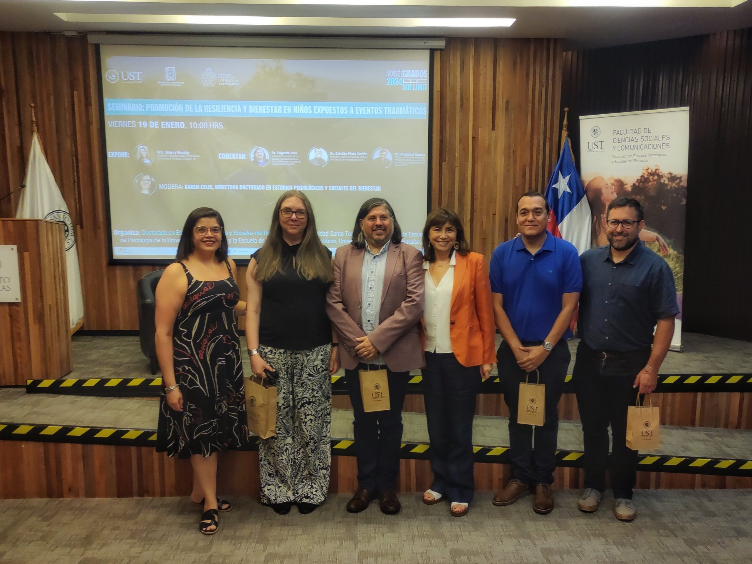 Importante Seminario sobre Resiliencia y Bienestar Infantil se realizó en la Universidad Santo Tomás