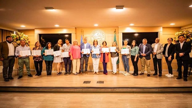 Ceremonia de certificación para líderes comunitarios de la Ilustre Municipalidad de Las Cabras