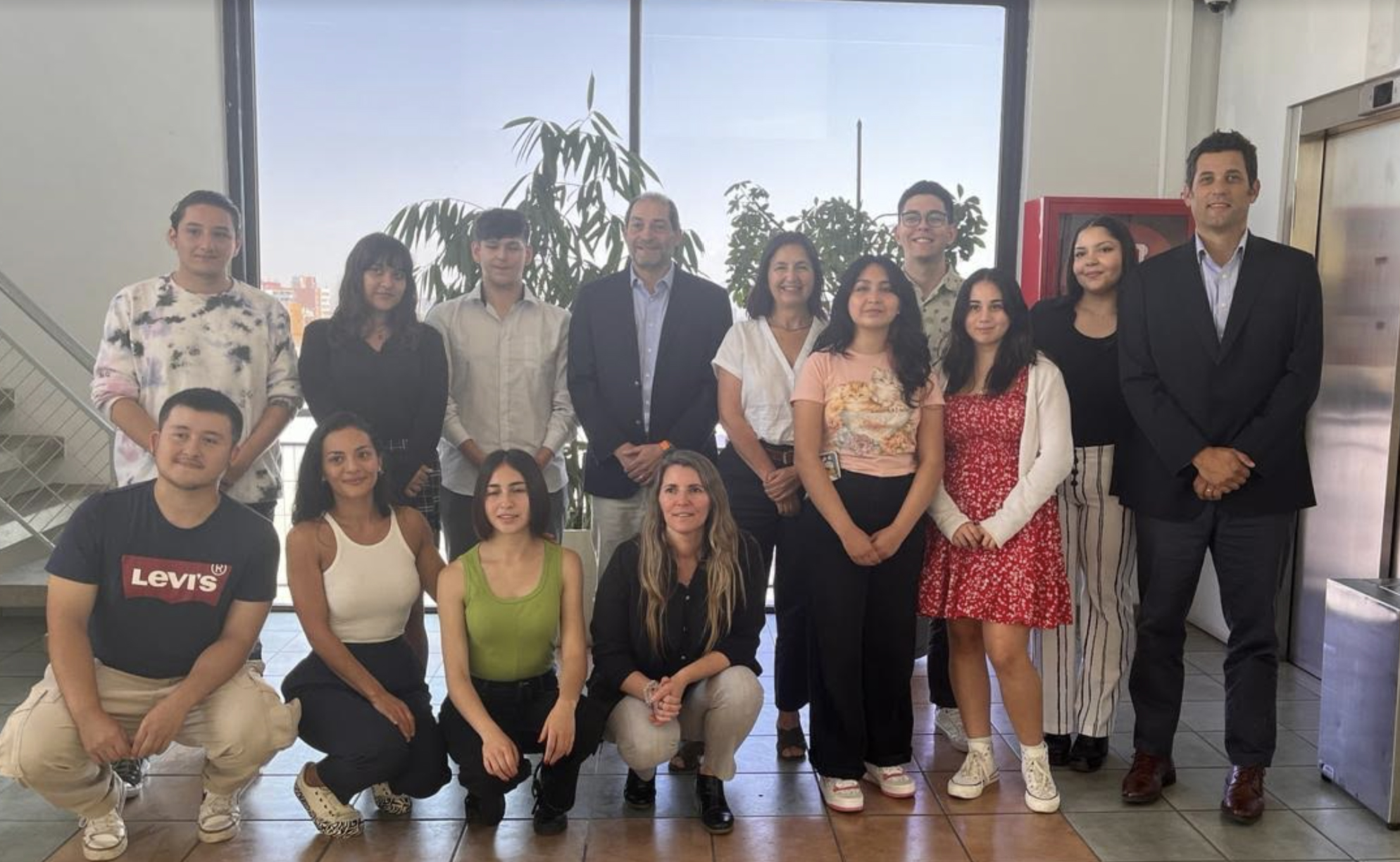 Universidad Santo Tomás celebra almuerzo de bienvenida para alumnos nuevos 2024