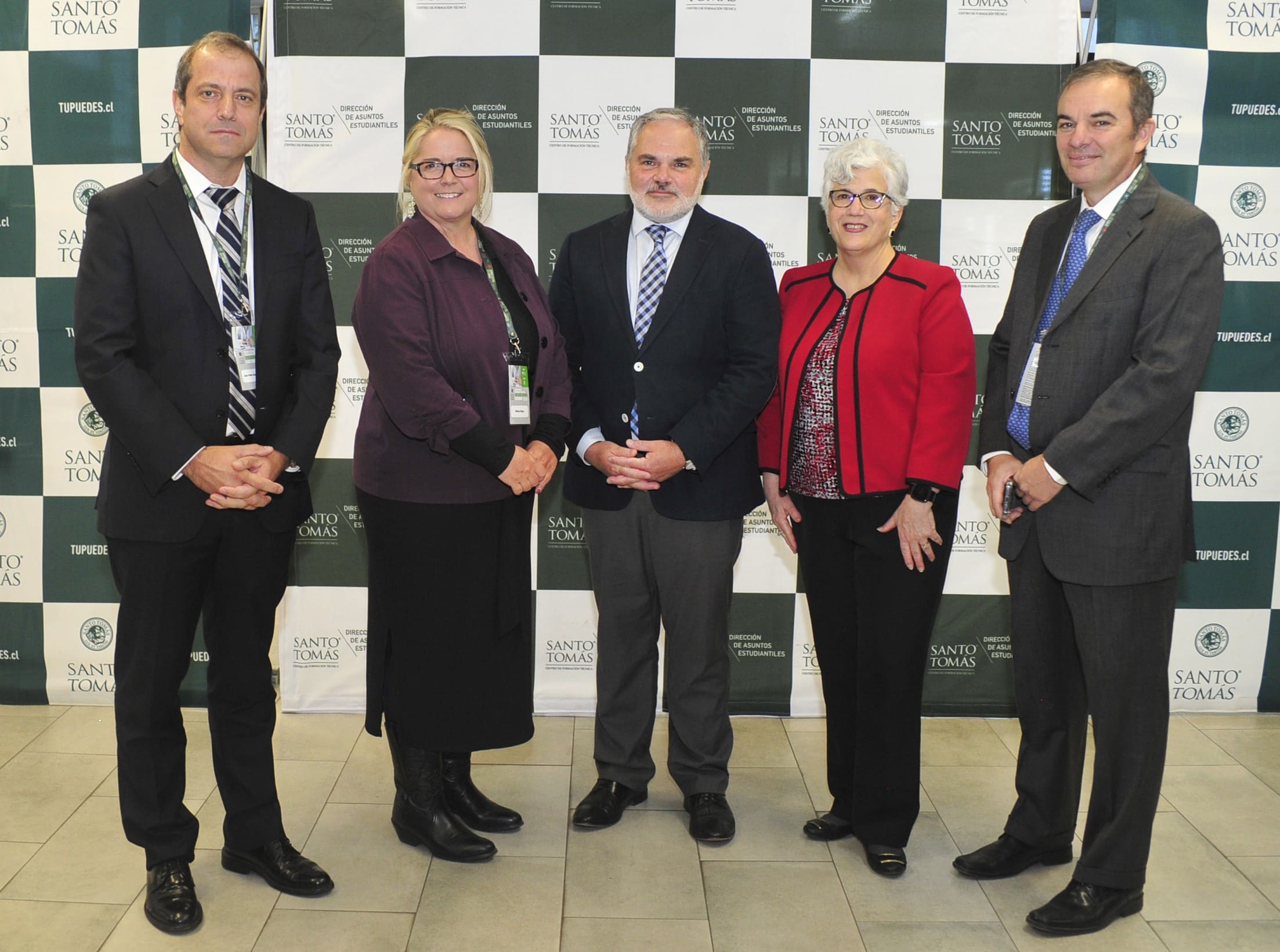 Seminario Internacional del IP-CFT Santo Tomás destaca el papel crucial de la educación a distancia en la inclusión educativa