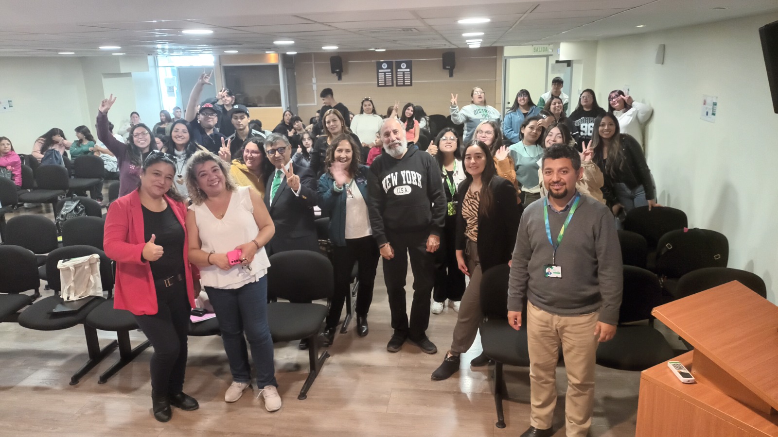 Estudiantes del Área Ciencias Sociales dialogaron en torno al gobierno abierto