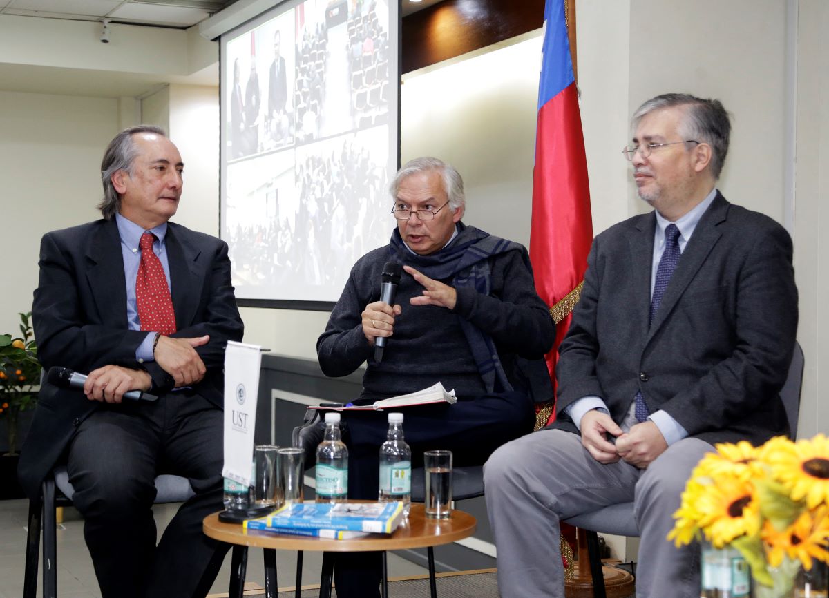 “Aprendiendo a cuidar a los que cuidan”: Decano Dr. Ricardo Fábrega expone sobre salud mental y bienestar de trabajadores de la salud