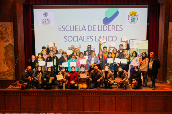 Certificaron a líderes sociales de la comuna de Lanco