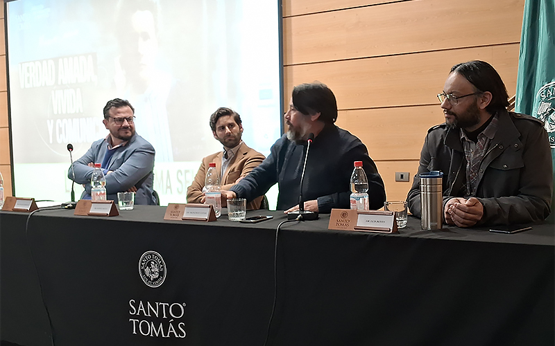 La filosofía, la historia y la ciencia debaten en el Lanzamiento del Tema Sello 2024 en Santo Tomás Viña del Mar