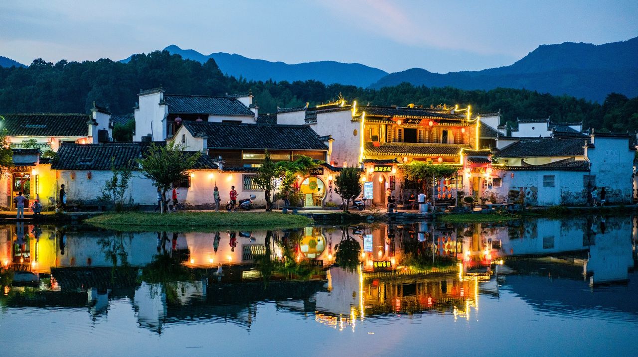Instituto Confucio ST continúa recorriendo las provincias de China a través de Ciclo extendido de turismo