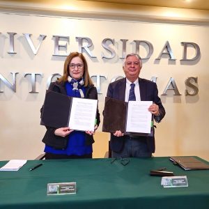 Firma de Convenio entre UST Santiago y el SAG