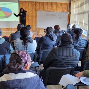 Taller sobre educación financiera para apicultores se desarrolló en Santo Tomás Puerto Montt