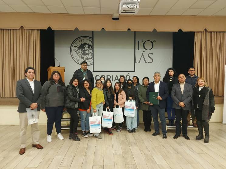 Santo Tomás Copiapó y Nueva Atacama firman acuerdo de colaboración