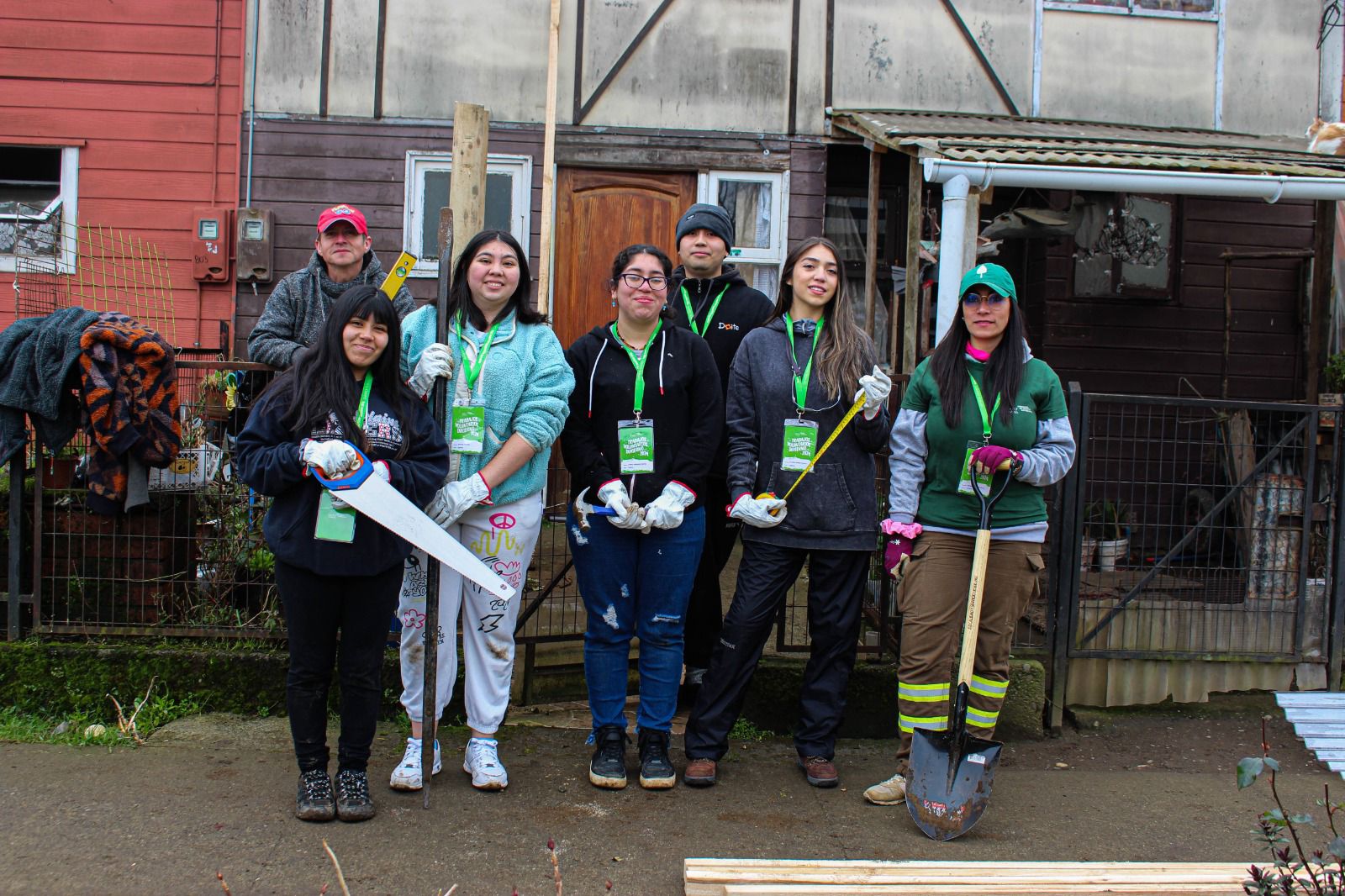 Estudiantes de Santo Tomás Temuco y Valdivia viajan a la comuna de Máfil para ser parte de los Trabajos Voluntarios de Invierno 2024