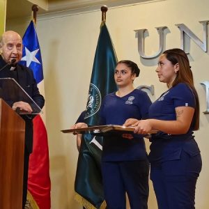 Ceremonia de Investidura de Enfermería UST Santiago 2024