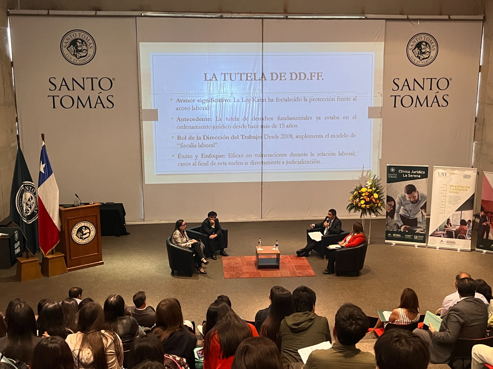 Carrera de Derecho encabeza una nueva jornada para estud ...