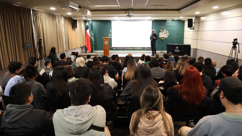 Jornada en Tecnología e Innovación 2024 de la UST se e ...