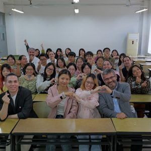 Delegación de UST Santiago visitó la Universidad de Anhui en China